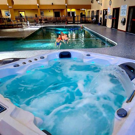 Katahdin Inn & Suites Millinocket المظهر الخارجي الصورة