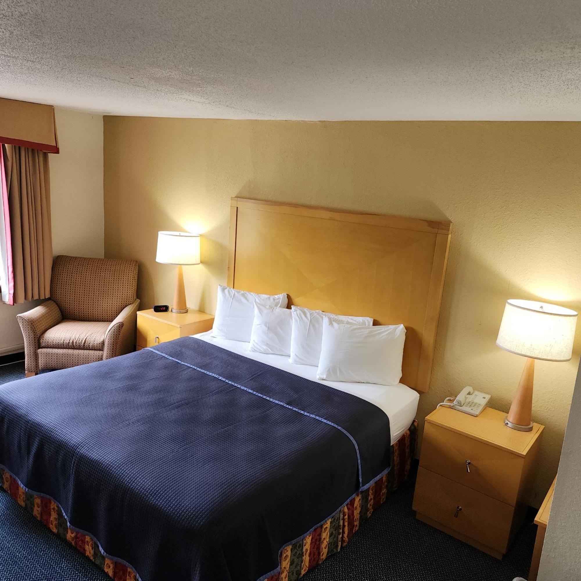 Katahdin Inn & Suites Millinocket المظهر الخارجي الصورة