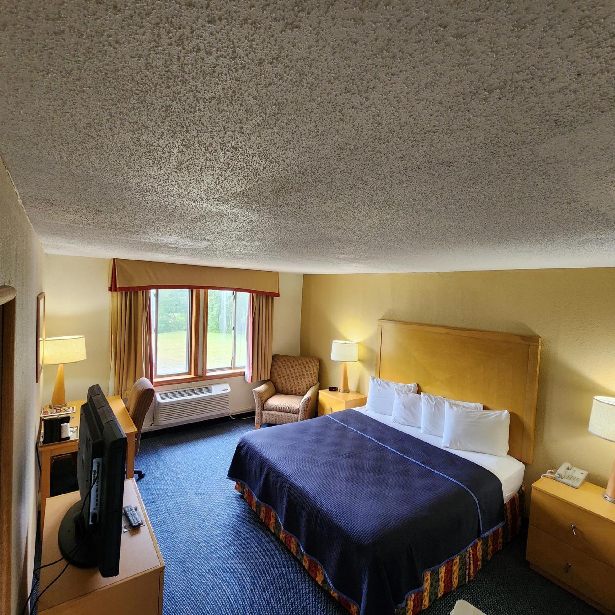 Katahdin Inn & Suites Millinocket المظهر الخارجي الصورة