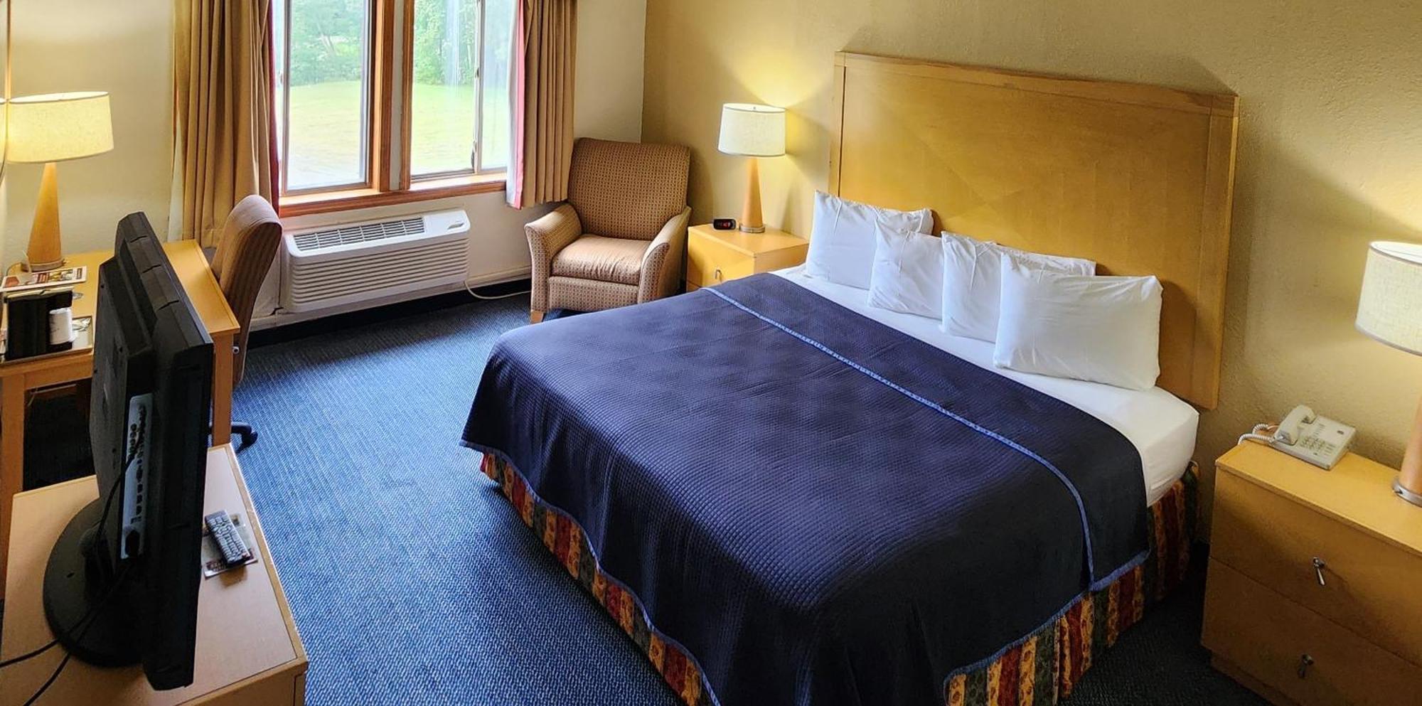 Katahdin Inn & Suites Millinocket المظهر الخارجي الصورة