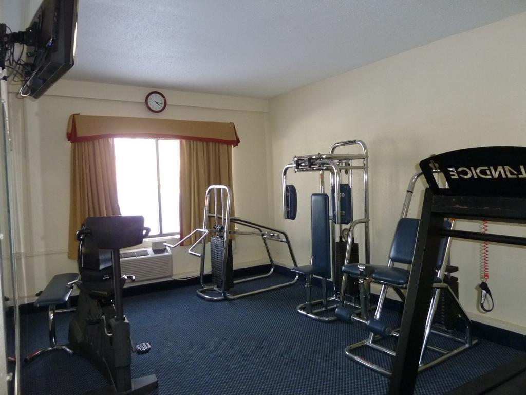 Katahdin Inn & Suites Millinocket المظهر الخارجي الصورة
