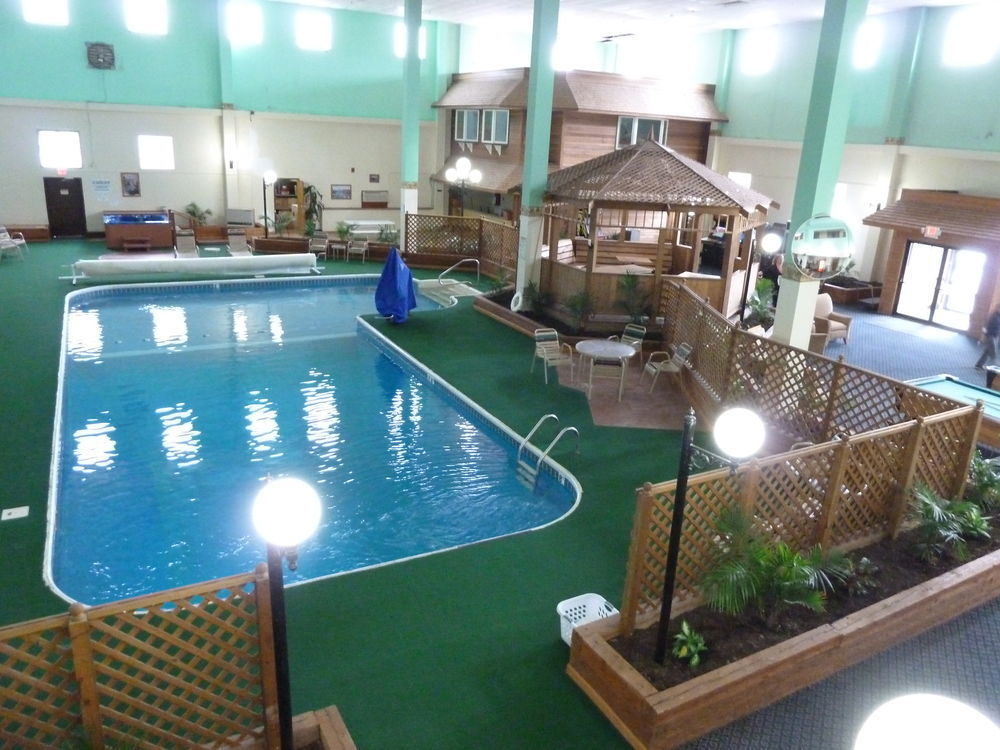 Katahdin Inn & Suites Millinocket المظهر الخارجي الصورة